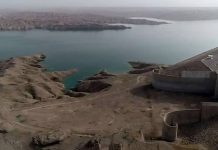 Iran: Dürre, Smog und Rial-Sturz treffen im Frühwinter aufeinander