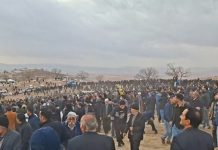 Iranischer Aufstand, Tag 6: Proteste erfassen Teheraner Viertel