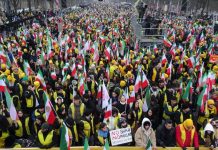 Zehntausende protestieren in Berlin für Irans Aufstand – gegen Monarchie und Theokratie
