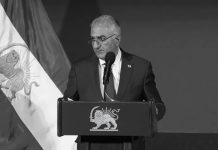 Le Nouvel Obs: Studie zu Pahlavi – mediengetrieben und umstritten