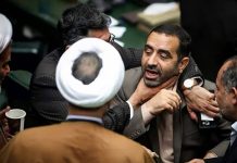 Irans Regime zerbricht am Streit um den Überlebenskurs