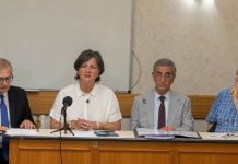 Französische Persönlichkeiten kritisieren Verbot der Pariser Iran-Kundgebung