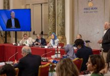 Joachim Rücker spricht sich für den organisierten Widerstand als Alternative für den Iran aus