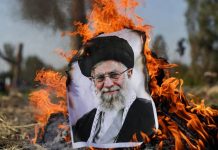 Das politische Erbe Ali Khameneis nach 36 Jahren an der Macht