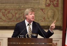 Patrick Kennedy ruft zur Unterstützung des iranischen Widerstands auf