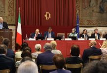 Italiens Senator Giulio Terzi unterstützt den iranischen Widerstand und kritisiert die Beschwichtigungspolitik