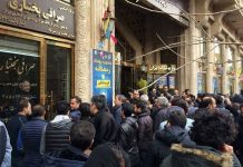 Treibstoffpreiserhöhung tritt in Kraft: Verzweiflung und Unsicherheit im Iran nehmen zu
