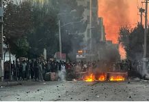 Von der Straße bis zur Führungsebene: Amnesty International zeichnet Irans Befehlskette 2022 nach