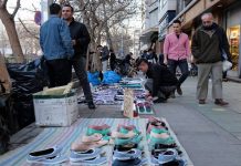 Kostenkrise und neue Proteste setzen Irans Regime zunehmend unter Druck