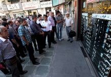 Wirtschaftskrise im Iran trifft auf verschärfte Sicherheitsmaßnahmen – Behörden warnen vor einem „Funken“